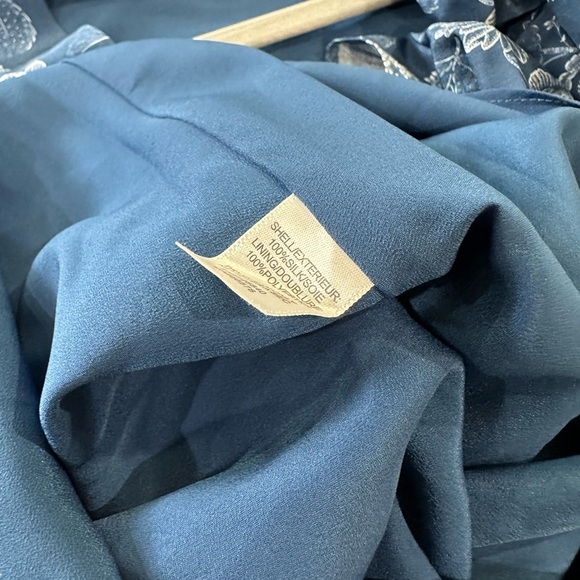 INTERMIX SONYA PRINT DRESS FLORAL V NECK BELL SLEEVE (D10) - Picture 10 of 11